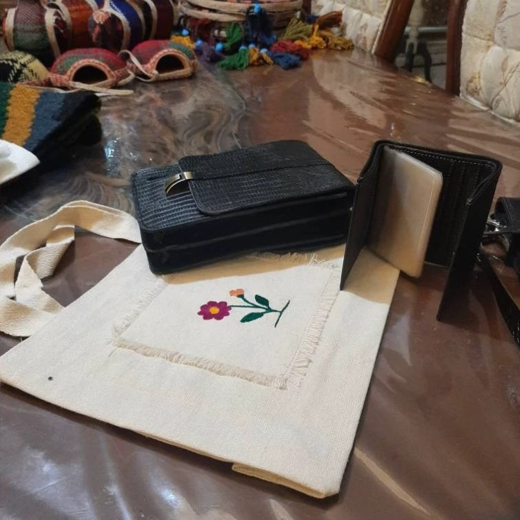 پک هدیه کیف چرم و ساک متقال
